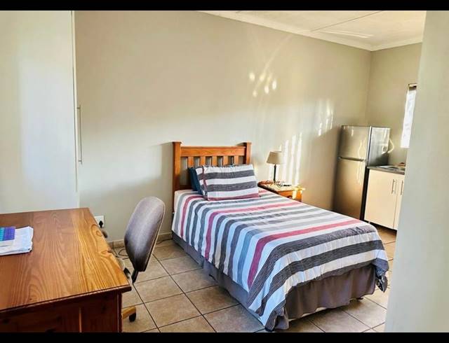 10 BEDROOM GUEST HOUSE FOR SALE IN BIRDSWOOD